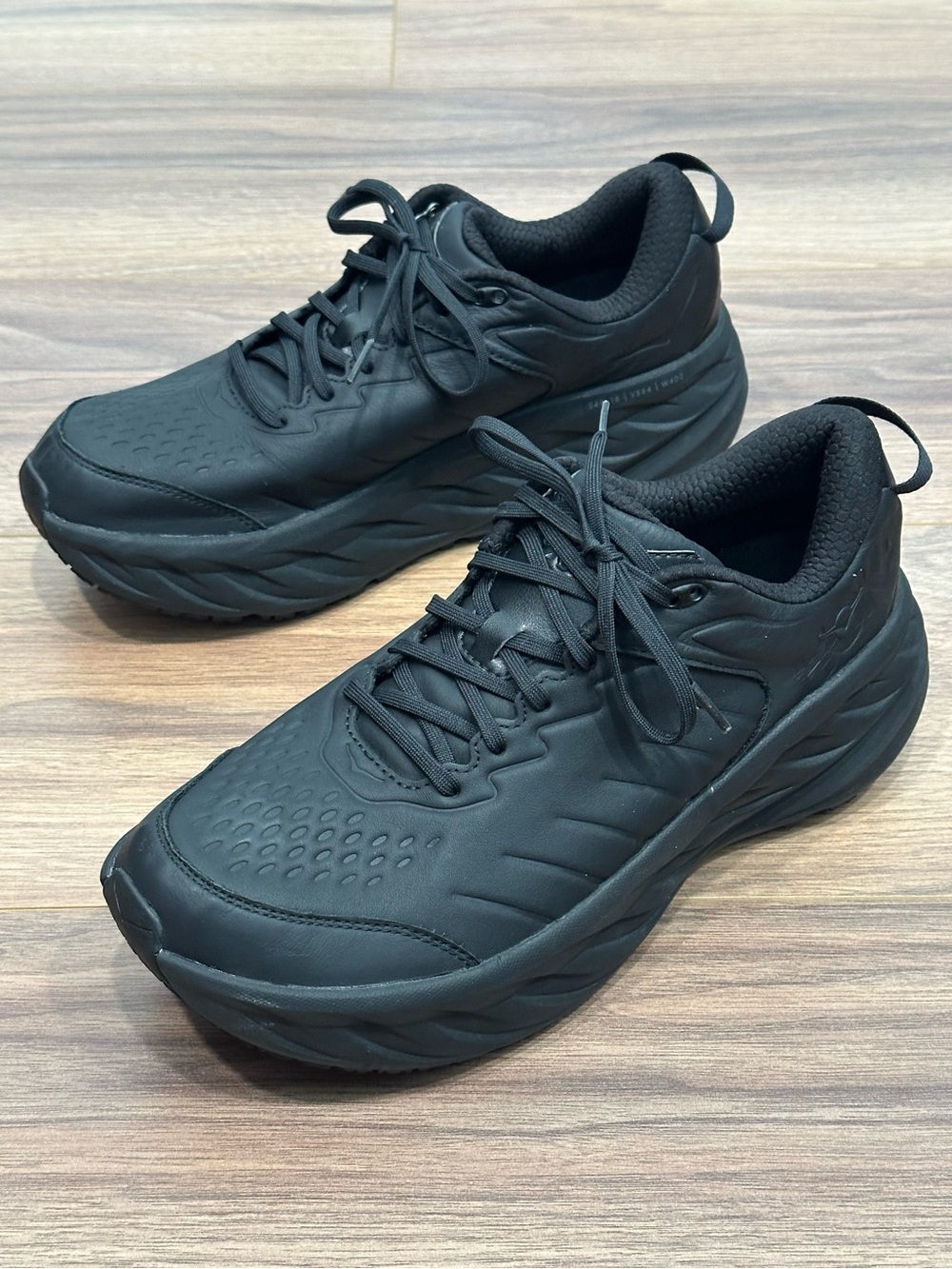 Hoka Men’s Bondi SR Sneaker in Black Size 12